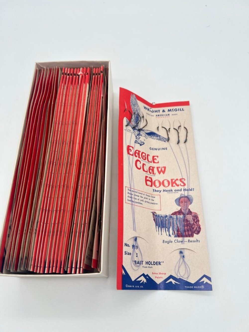 Vintage Eagle Claw Wright & McGill No 139 Size 3 Hooks 25 Cards